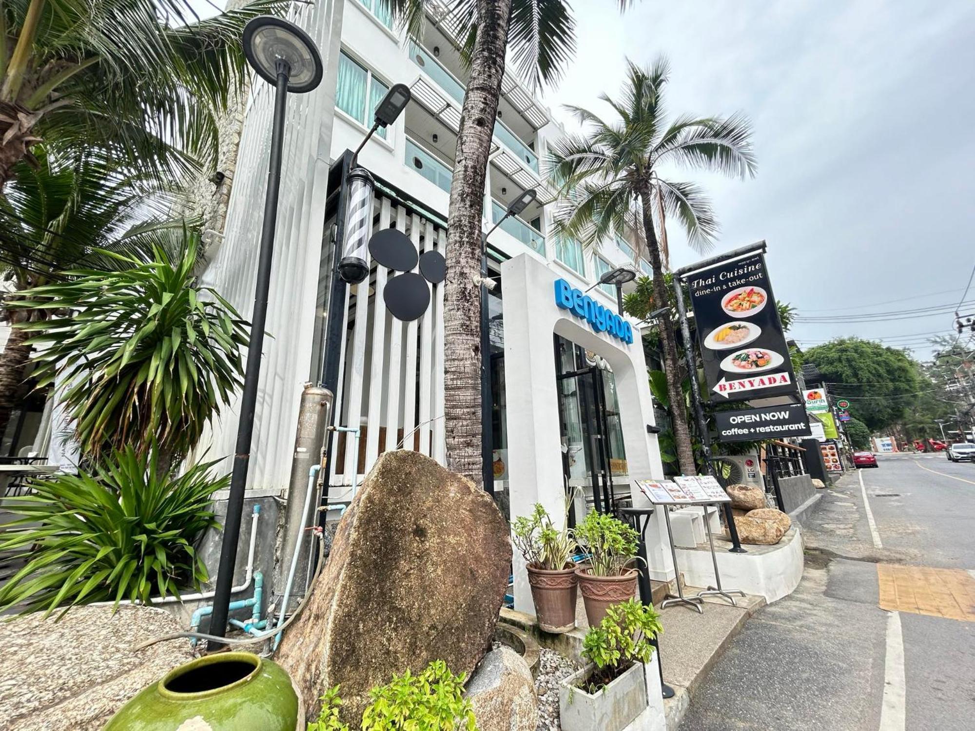 Benyada Lodge - Surin Beach Exterior photo