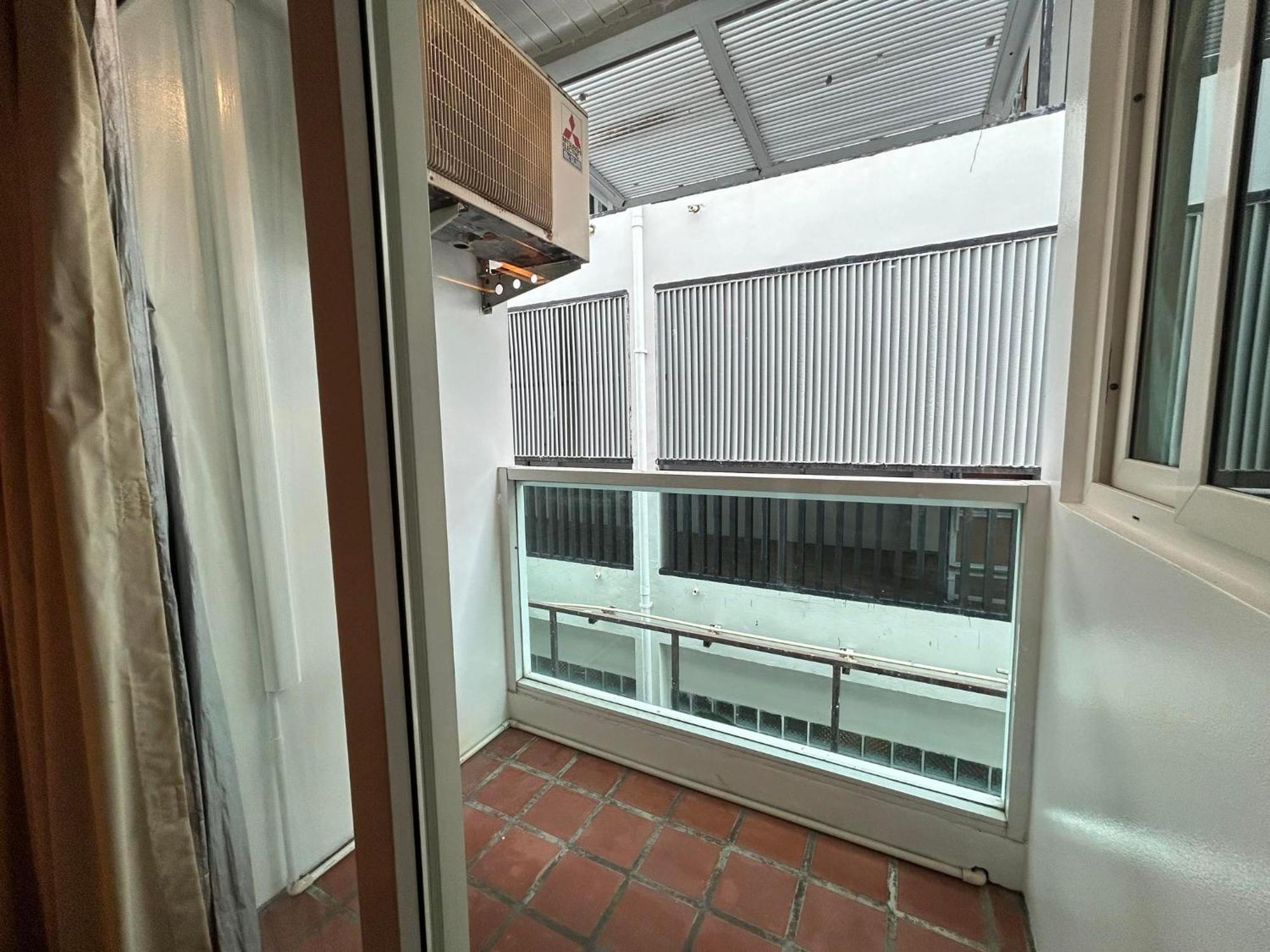 Benyada Lodge - Surin Beach Exterior photo
